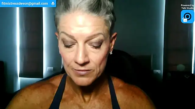 Snapshot of Devon2020 chatting on July 2026 09:54:01 AM Devon2020 online show from July 2026 09:54:01 AM