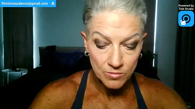 Snapshot of Devon2020 chatting on June 2026 09:03:02 AM Devon2020 online show from June 2026 09:03:02 AM