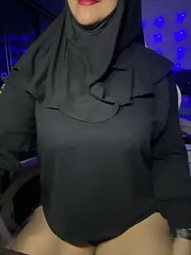 Snapshot of Jameela chatting on September 2025 08:56:01 PM Jameela online show from September 2025 08:56:01 PM