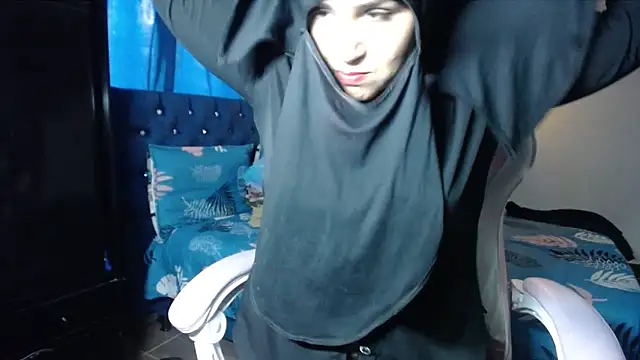 Snapshot of Jameela chatting on February 2025 10:22:02 PM Jameela online show from February 2025 10:22:02 PM