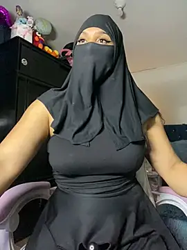 Snapshot of Jameela chatting on March 2025 11:06:02 PM Jameela online show from March 2025 11:06:02 PM
