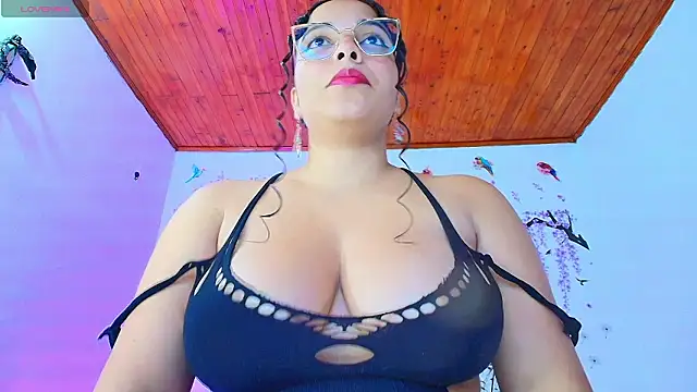 Sofiia Diiaz online show from March 2026 12:26:01 AM