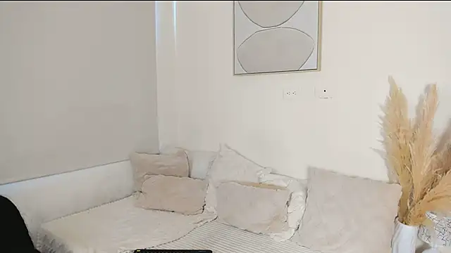 ZOEGARNER01 online show from November 2025 08:13:02 PM