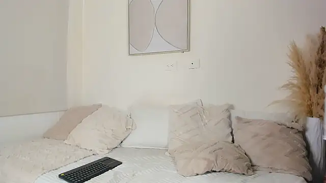 ZOEGARNER01 online show from May 2026 07:33:02 PM