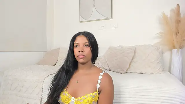 ZOEGARNER01 online show from May 2026 07:43:02 PM