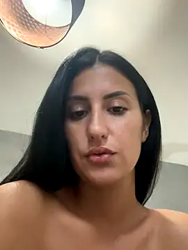 Snapshot of RebeccaRyen chatting on September 2025 11:45:02 PM RebeccaRyen online show from September 2025 11:45:02 PM