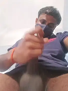 Snapshot of Itsdesi_boy chatting on February 2026 05:15:01 AM Itsdesi boy online show from February 2026 05:15:01 AM