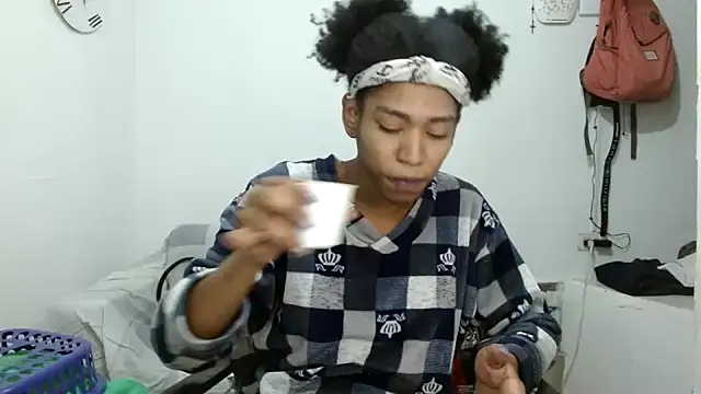 angelamarie1 online show from November 2025 03:10:02 AM