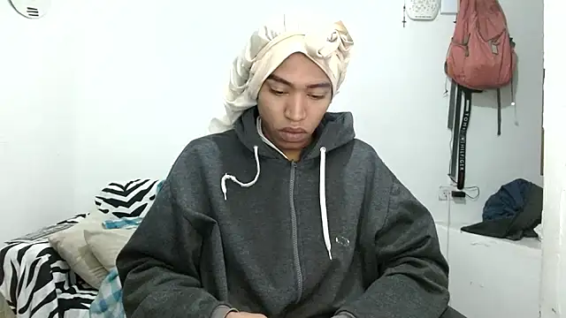 angelamarie1 online show from December 2025 10:17:02 AM