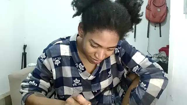 Snapshot of angelamarie1 chatting on September 2025 03:39:01 AM angelamarie1 online show from September 2025 03:39:01 AM