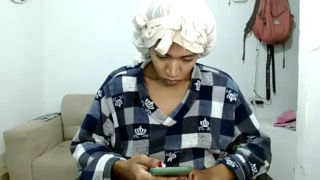 angelamarie1 online show from December 2025 11:20:02 AM