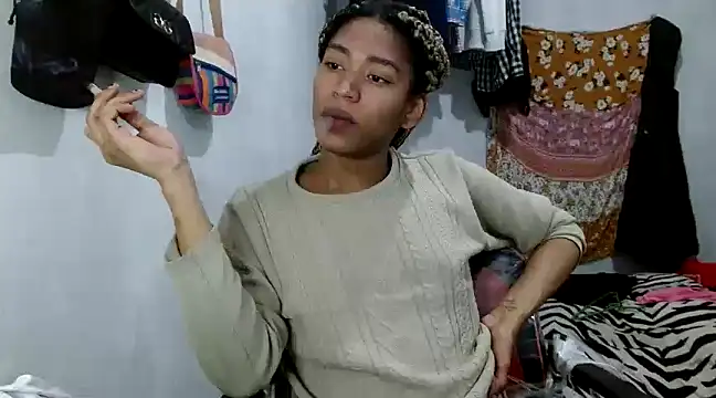 Snapshot of angelamarie1 chatting on February 2025 02:30:01 AM angelamarie1 online show from February 2025 02:30:01 AM