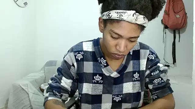 angelamarie1 online show from November 2025 11:14:02 AM