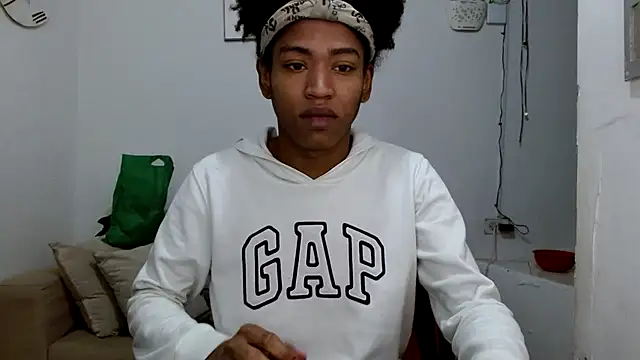 angelamarie1 online show from March 2026 11:47:01 AM