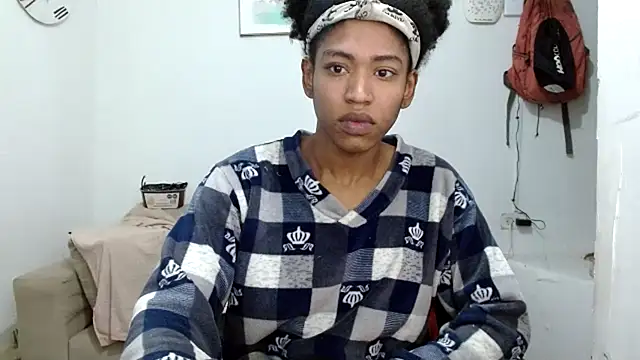 angelamarie1 online show from February 2026 08:30:01 PM