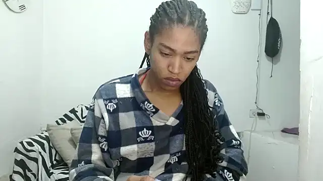 Snapshot of angelamarie1 chatting on April 2026 07:15:01 AM angelamarie1 online show from April 2026 07:15:01 AM