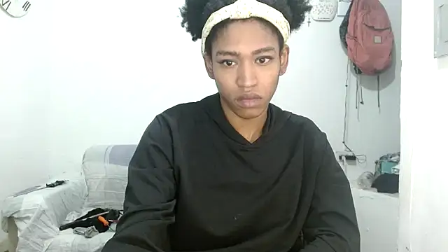 Snapshot of angelamarie1 chatting on October 2025 10:52:01 AM angelamarie1 online show from October 2025 10:52:01 AM