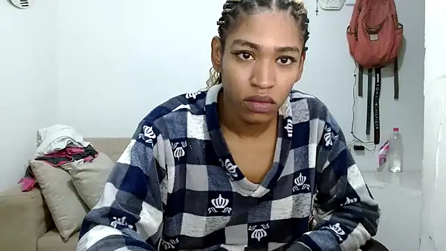 angelamarie1 online show from December 2025 11:49:01 AM