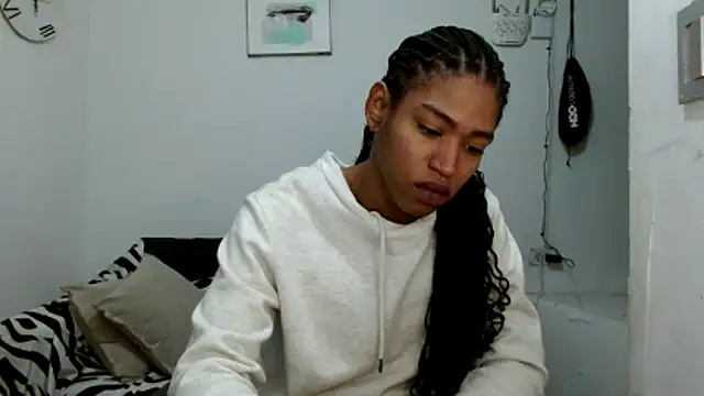 angelamarie1 online show from April 2026 11:38:02 AM