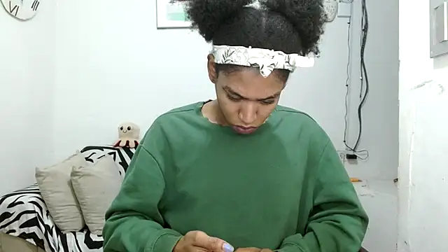 angelamarie1 online show from February 2026 12:01:02 PM