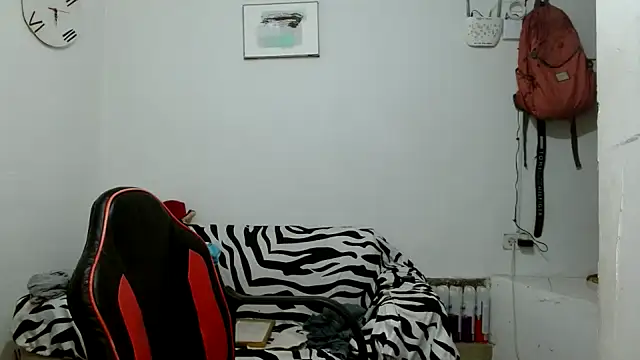 angelamarie1 online show from February 2026 02:22:02 AM