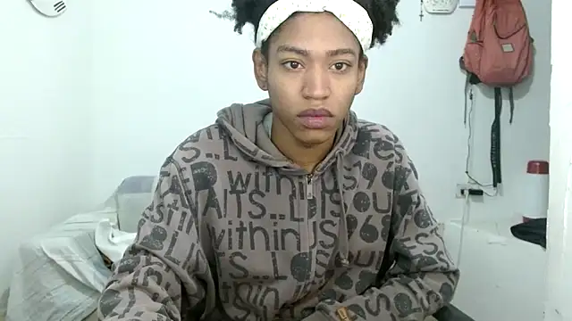 angelamarie1 online show from November 2025 07:35:02 AM