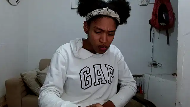 angelamarie1 online show from February 2026 01:47:04 AM