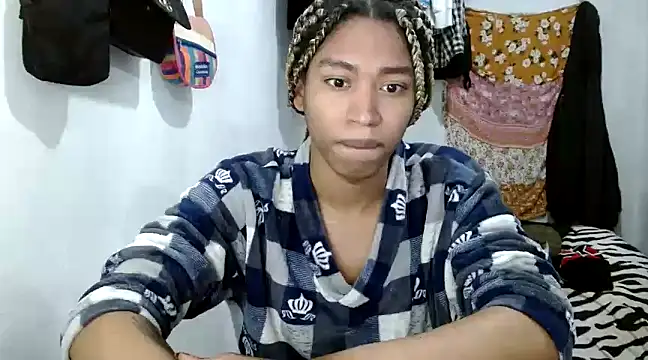 Snapshot of angelamarie1 chatting on February 2025 01:11:02 AM angelamarie1 online show from February 2025 01:11:02 AM