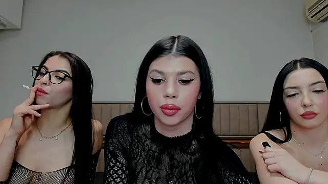 Sierra Halle online show from January 2026 08:24:02 PM