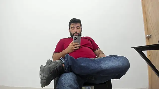 Snapshot of isearchcompany chatting on October 2025 02:21:03 AM isearchcompany online show from October 2025 02:21:03 AM