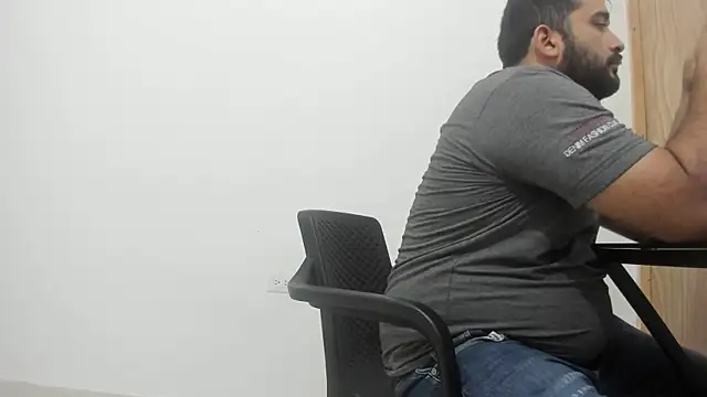 Snapshot of isearchcompany chatting on October 2025 01:51:02 AM isearchcompany online show from October 2025 01:51:02 AM