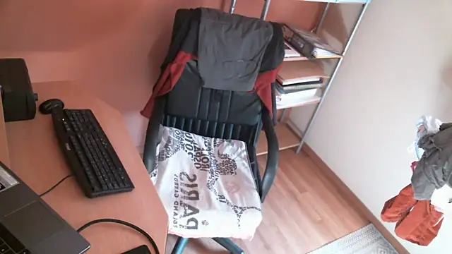 olibrius71 online show from November 2025 12:42:01 PM