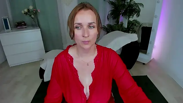 Karinella x online show from June 2026 12:06:01 PM