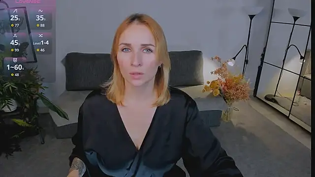 Karinella x online show from November 2025 09:41:01 PM