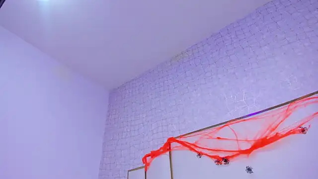 paola rodriguez online show from October 2025 11:41:02 AM