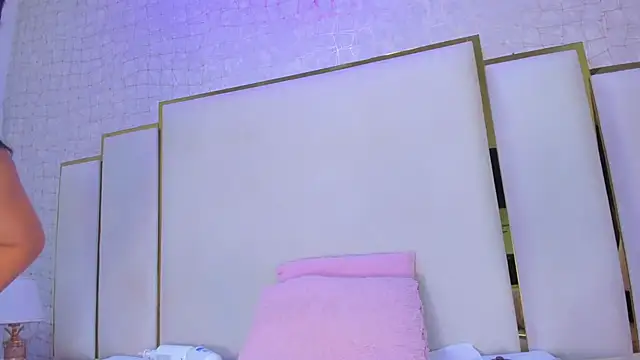 paola rodriguez online show from February 2026 08:58:01 AM