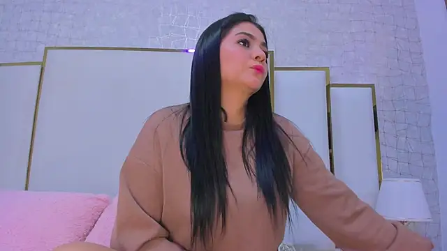 paola rodriguez online show from November 2025 11:32:01 AM