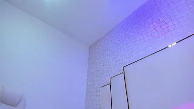 paola rodriguez online show from April 2026 11:49:02 AM