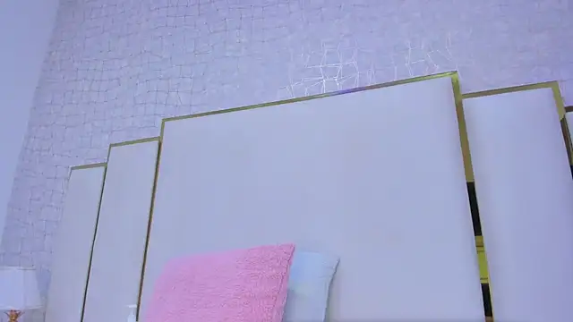 paola rodriguez online show from October 2025 11:35:02 AM
