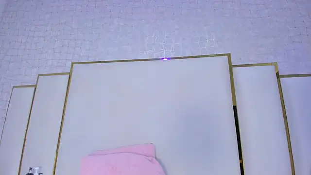 paola rodriguez online show from December 2025 12:17:02 PM