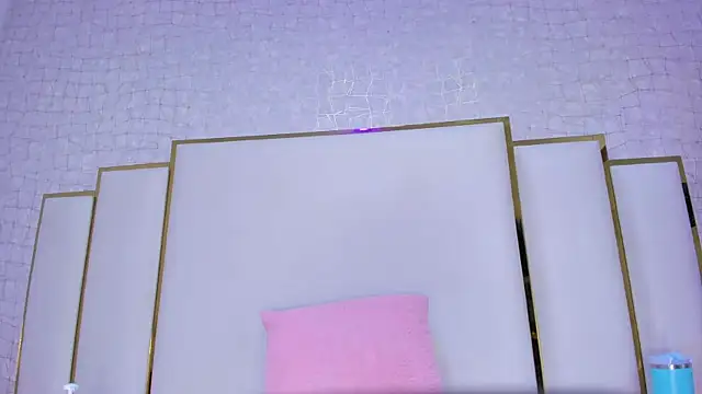 paola rodriguez online show from October 2025 11:56:01 AM