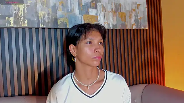 LauraAristizabal online show from February 2026 10:59:02 AM