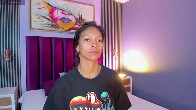 LauraAristizabal online show from February 2026 12:35:01 PM