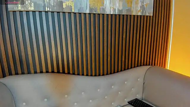 LauraAristizabal online show from March 2026 12:38:01 PM