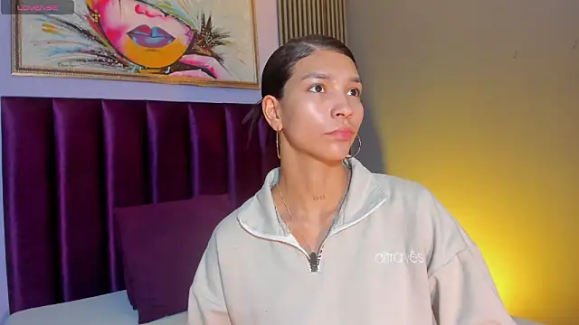 LauraAristizabal online show from March 2026 12:27:02 PM