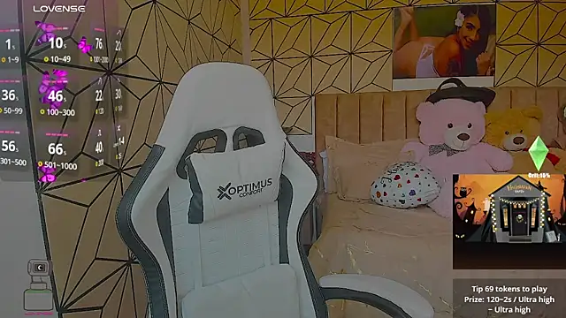 vane lopez  online show from October 2025 06:30:02 PM