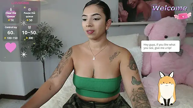 Snapshot of vane_lopez_ chatting on February 2025 08:15:01 PM vane lopez online show from February 2025 08:15:01 PM