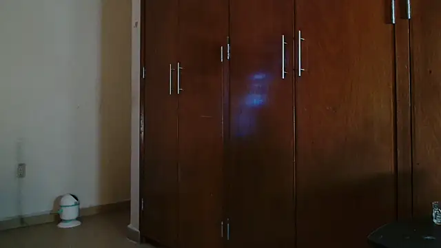 MINI Petite online show from April 2026 02:23:01 AM