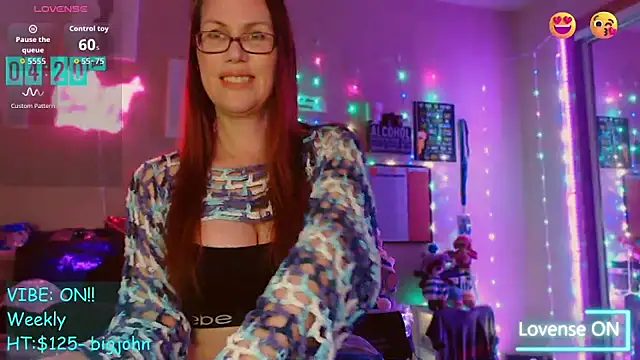 EmmaIsHere online show from December 2025 11:18:01 PM