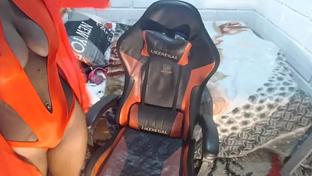 Snapshot of sexyjustin202 chatting on October 2025 10:46:02 PM sexyjustin202 online show from October 2025 10:46:02 PM